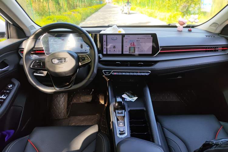 Used Geely Auto Binray 2022 Binrui COOL 1.5T DCT Electric Edition Center Console