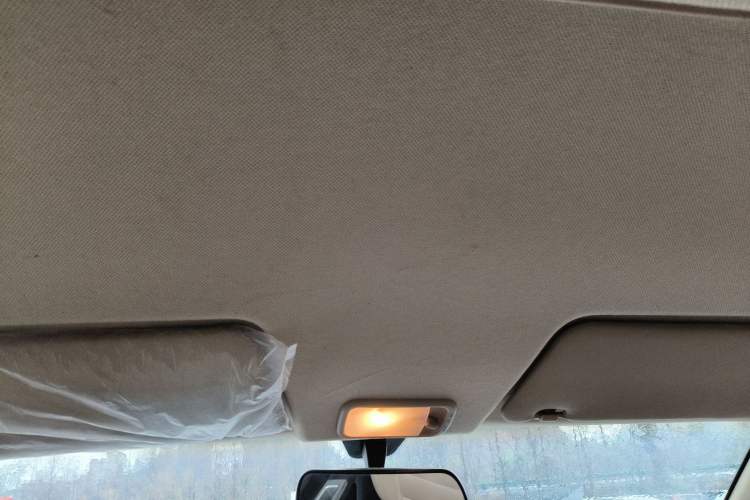 Used Wuling Hongguang 2019 1.5L S Comfort Edition China VI LAR
