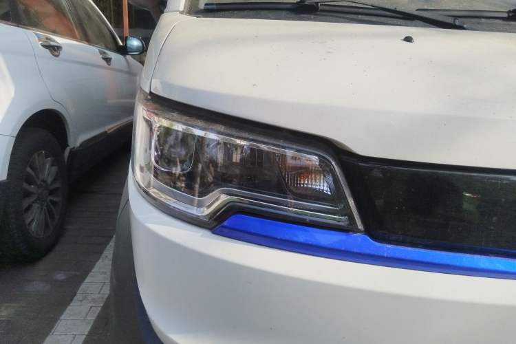 Used Foton Intelligent Blue Elf E7 2022 Standard Model 46.36 kWh
