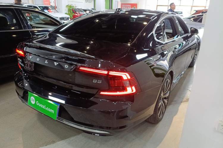 Used Volvo S90 2024 B5 Zhiyuan Luxury Edition
