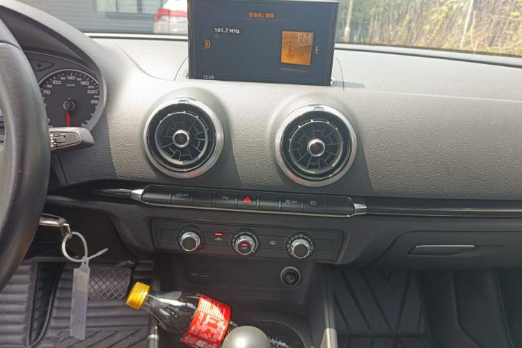 Used Audi A3 2019 Sportback 35 TFSI Fashion Edition China V Audio And AC Panel