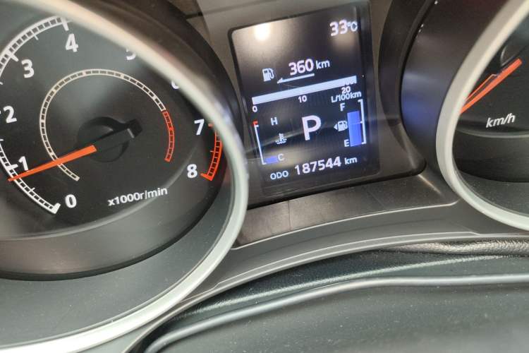 Used Mitsubishi ASX 2013 2.0L CVT Four-Wheel Drive Premium Edition Odometer Close Up