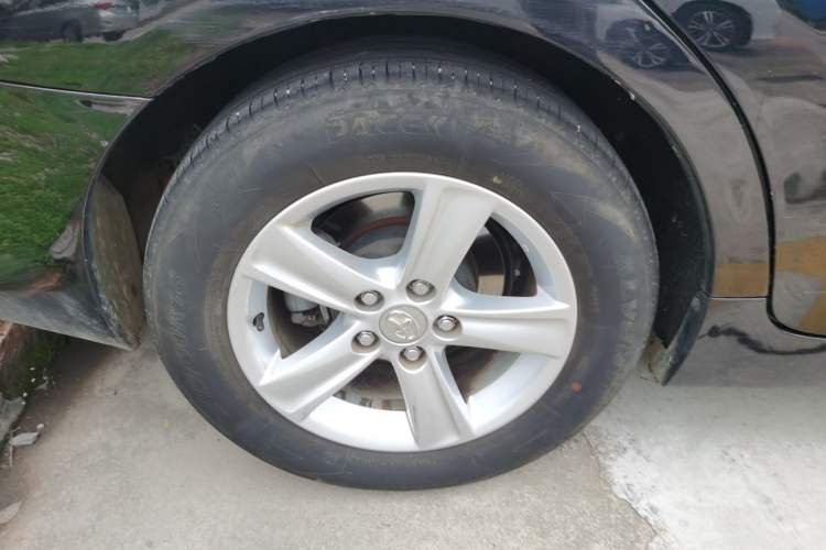 Used Toyota Reiz 2013 2.5V Elite Edition Right Rear Wheel Hub