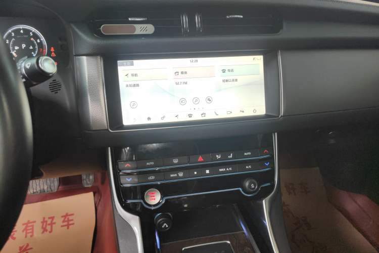 Used Jaguar XFL 2019 XFL 2.0T 250 PS Two-Wheel-Drive Luxury Edition Audio And AC Panel