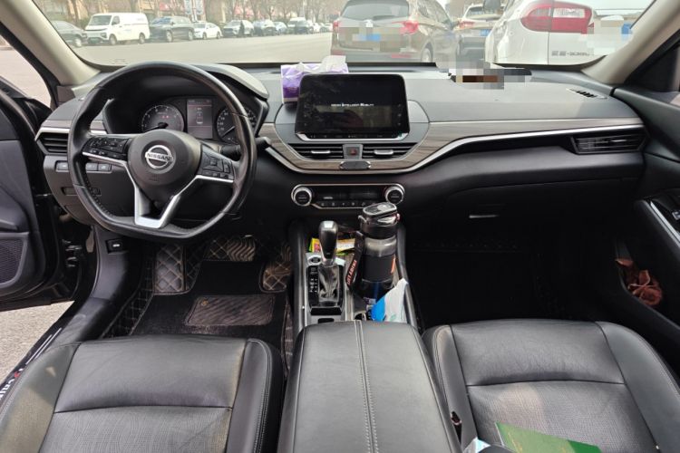 Used Nissan Teana 2021 2.0L XL Comfort Edition Center Console