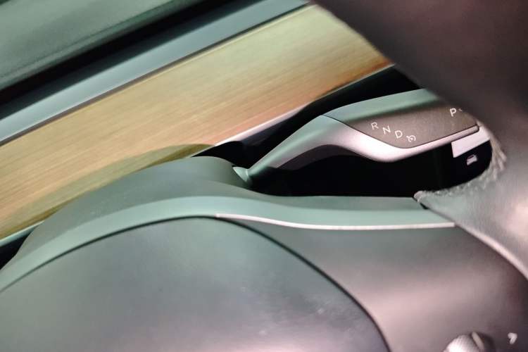 Used Tesla Model 3 2021 Performance High-Performance All-Wheel-Drive Version 3D6 Gear Lever