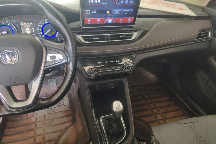 Used CHANGAN Eado DT 2018 1.6L Manual Enjoyment Model Audio And AC Panel