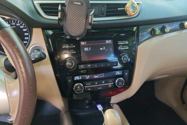 Used Nissan X-Trail 2014 2.5L CVT Luxury Edition 4WD
