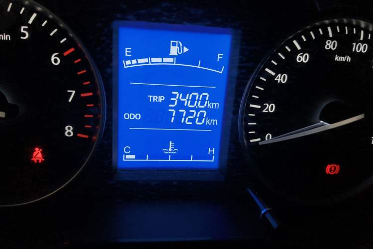 Used CHANGAN KUAYUE Xing V3 2023 1.5L Gasoline Comfort Edition 5-Seat Passenger Vehicle Odometer Close Up