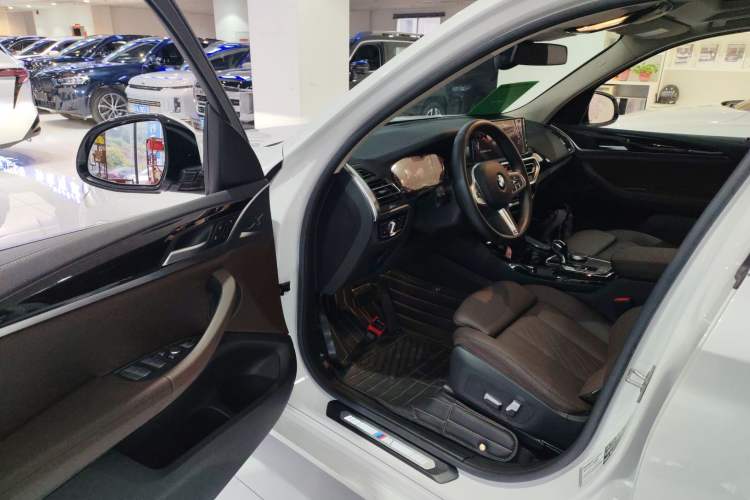 Used BMW X3 2023 xDrive25i M Sport Package