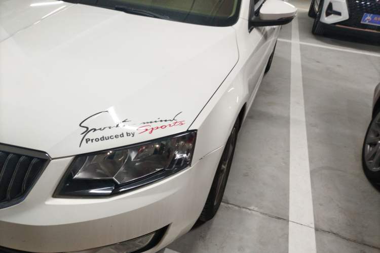 Used Skoda Octavia 2016 1.6L Manual Smart Drive Version