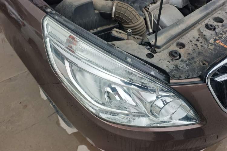 Used Buick GL8 2018 28T Luxury Model China VI Standard Right Front Headlight