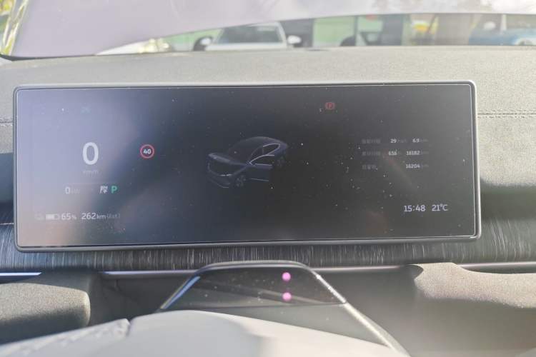 Used Nio EC6 2024 75 kWh