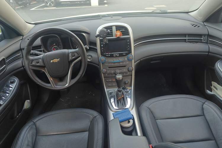 Used Chevrolet Malibu 2013 2.4L Automatic Flagship Edition
