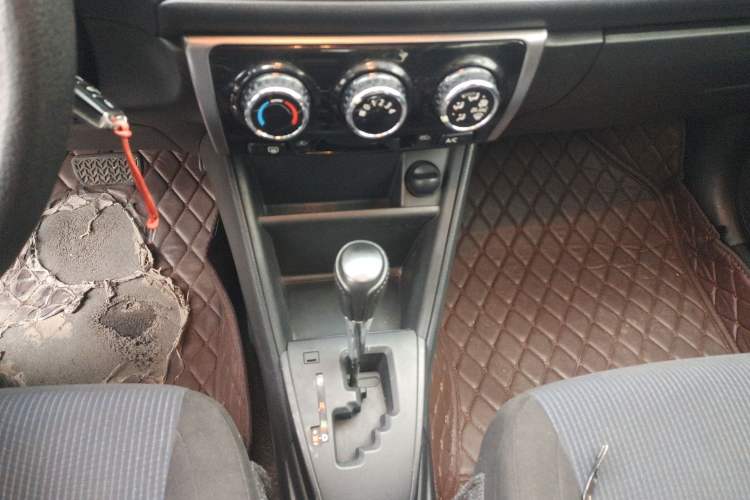 Used Toyota YARiS L Zhi Xuan 2016 Revised 1.5E CVT Charming Edition