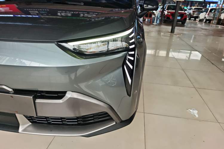 Used AION Y 2022 70 Intelligent Edition Lithium Iron Phosphate Left Front Headlight