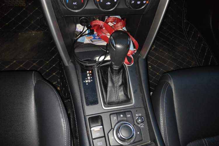 Used Mazda CX-4 2018 2.0L Automatic Two-Wheel Drive Blue Sky Dynamic Version China V Standard Gear Lever