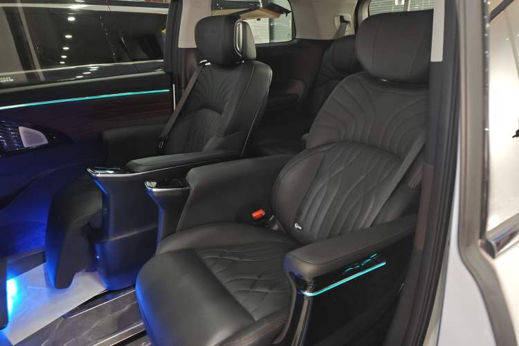 Used GAC Trumpchi M8 2024 Master Series 400T Ultimate Edition
