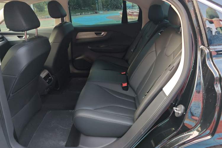 Used Hongqi E-QM5 2024 500km Range Edition
