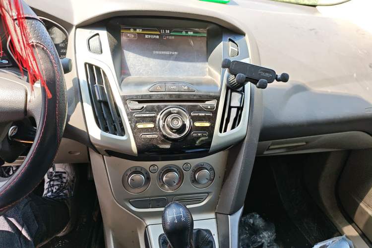 Used Ford Focus 2012 Sedan 1.6L Manual Comfort Model