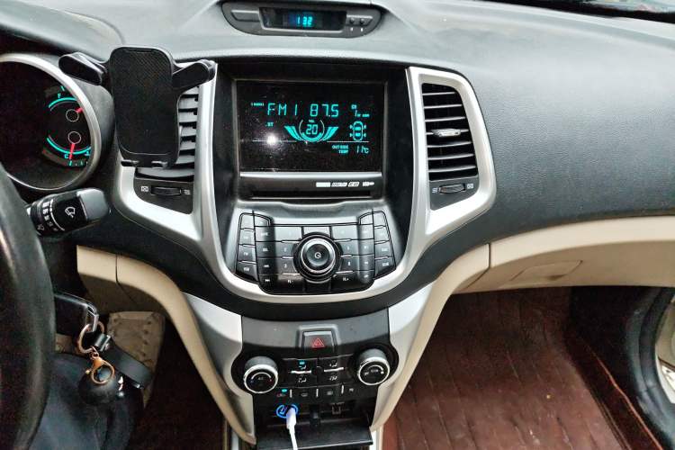 Used Changan Eado 2014 1.6L Manual Luxury Model
