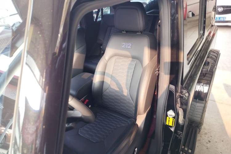 Used 212 T01 2025 2.0T Changfeng
