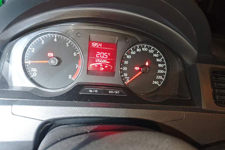 Used Volkswagen Santana 2015 1.6L Manual Fashion Edition Instrument Cluster