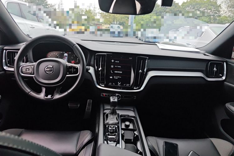 Used Volvo S60 2020 T5 Zhiya Sport Edition
