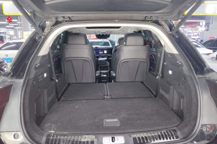 Used Hongqi E-HS9 2022 690 km Range Flagship Edition Six Seats
