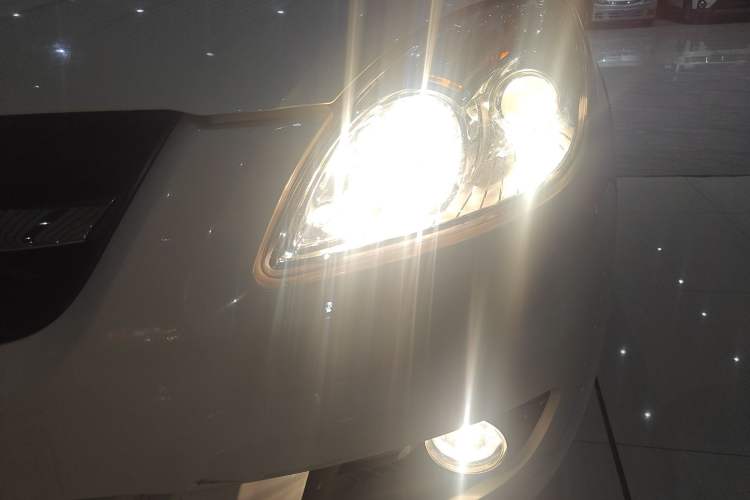 Used JMC Yuhu 7 2016 2.4T Two-Wheel Drive Luxury Edition JX4D24
