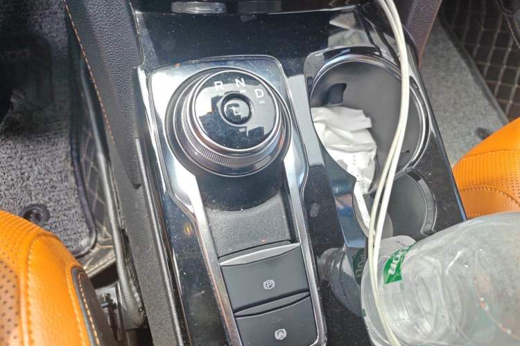 Used Ford Escape 2020 EcoBoost 245 Four-Wheel Drive Titanium Edition