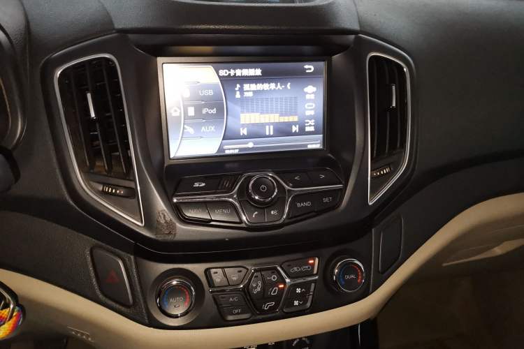 Used Chery Tiggo 5 2014 2.0L Manual - Family Deluxe Edition