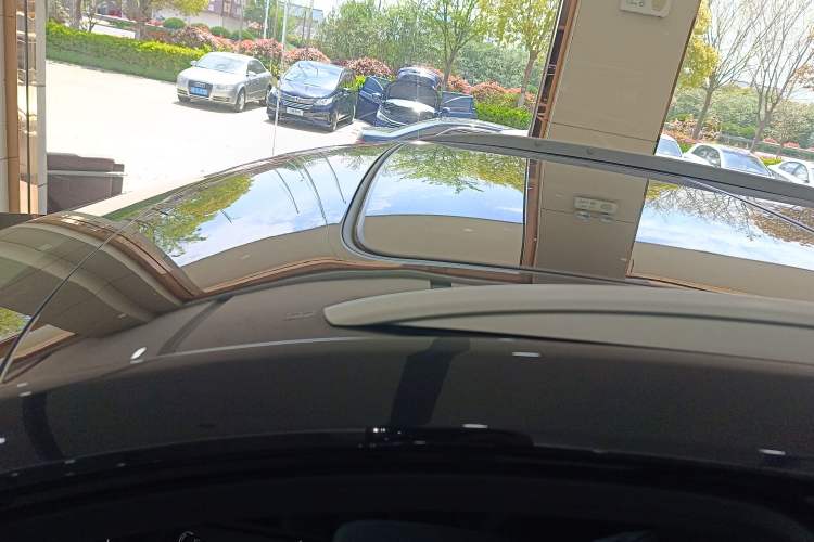 Used Cadillac XT5 2022 2.0T Two-Wheel Drive Luxury Version
