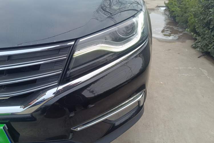 Used Roewe RX5 2018 20T Two-Wheel Drive Manual Flagship Edition