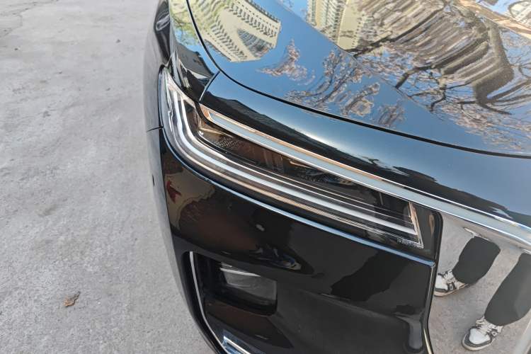 Used Hongqi H9 2020 3.0T Smart Connect Flagship Edition Right Front Headlight