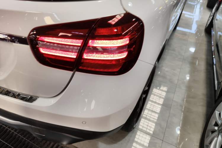 Used Mercedes-Benz GLA 2017 GLA 200 Fashion Model