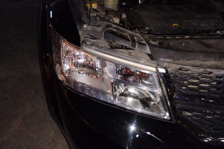 Used Dodge Journey 2013 2.4L Two-Wheel Drive Luxury Version