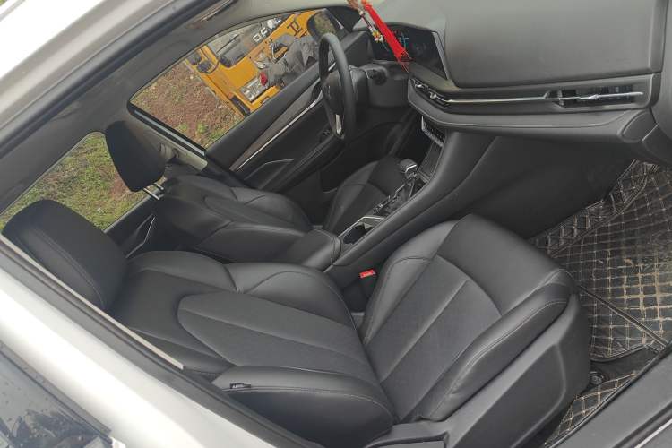 Used CHANGAN CS55PLUS 2020 1.5T Automatic Colorful Model
