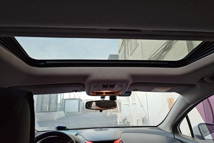 Used Chevrolet Cruze 2017 1.5L Automatic Pioneer Sunroof Edition