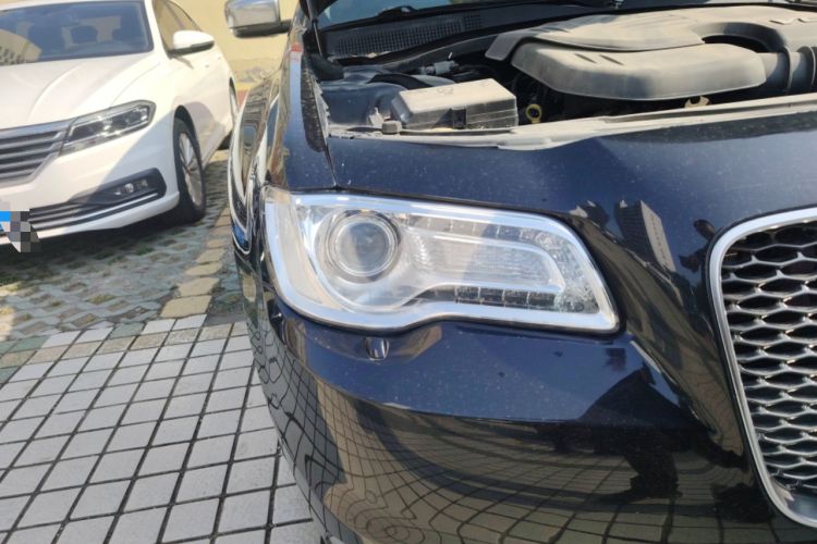 Used Chrysler 300C 2014 3.0L Excellence Edition