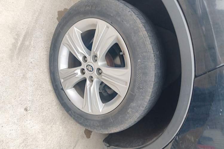 Used Bestune X80 2015 2.0L Manual Luxury Edition

