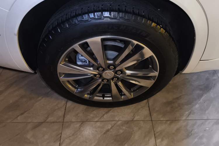 Used Cadillac XT6 2020 28T Six-Seater Four-Wheel-Drive Luxury Version
