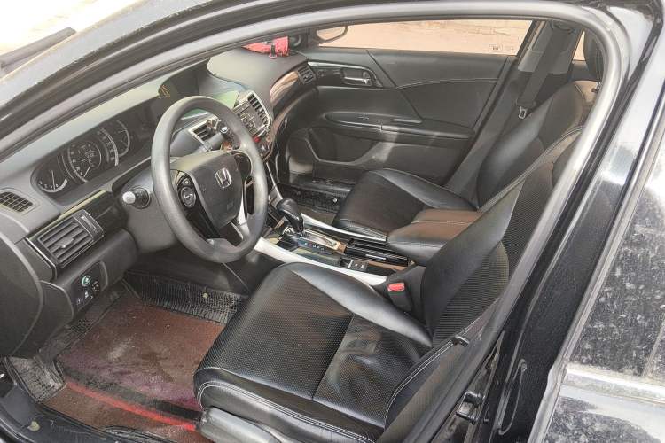 Used Honda Accord 2016 2.0L Comfort Edition
