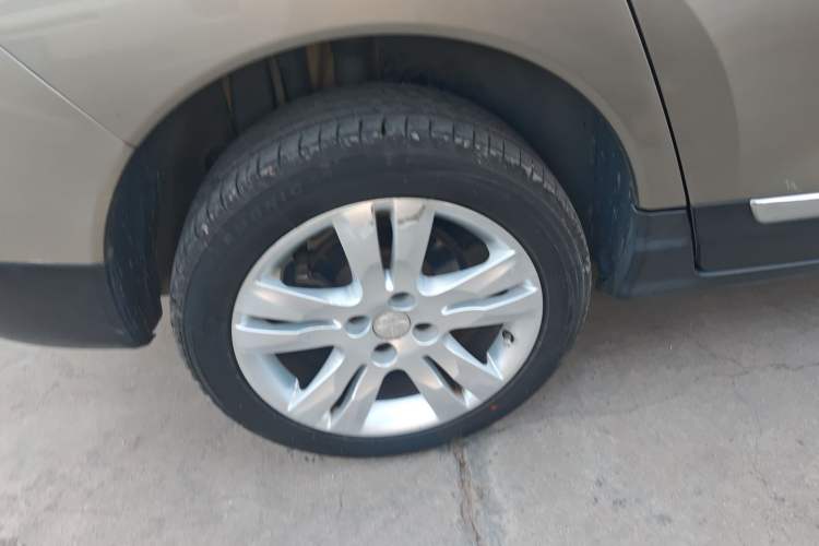 Used Peugeot 3008 2015 2.0L Automatic Classic Edition