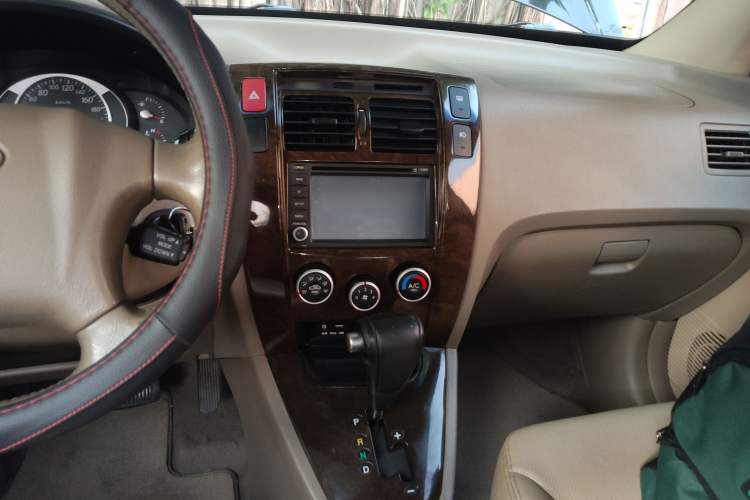 Used Hyundai Tucson 2013 2.0L Automatic Two-Wheel Drive Comfort Version
