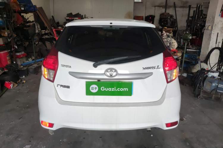 Used Toyota YARiS L Zhi Xuan 2015 1.5E Automatic Charm Edition Rear