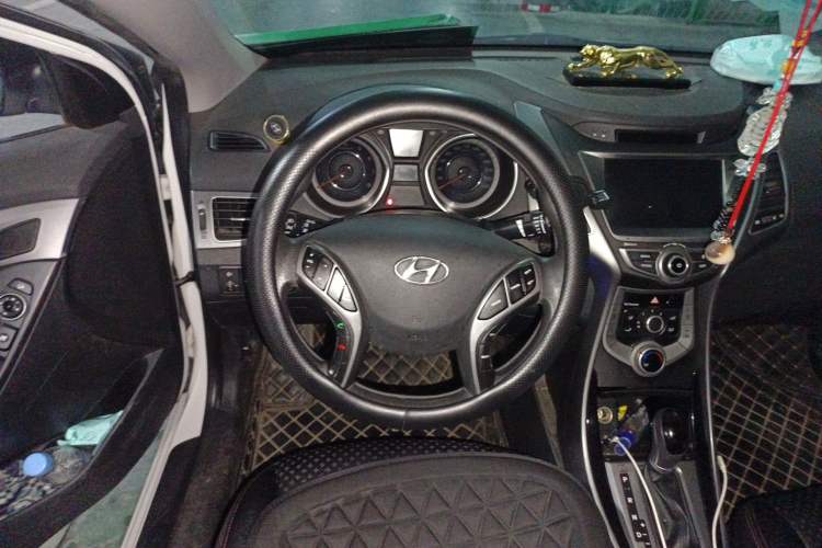 Used Hyundai Elantra (5th Generation / Langdong) 2016 1.6L Automatic Prestige Model Steering Wheel