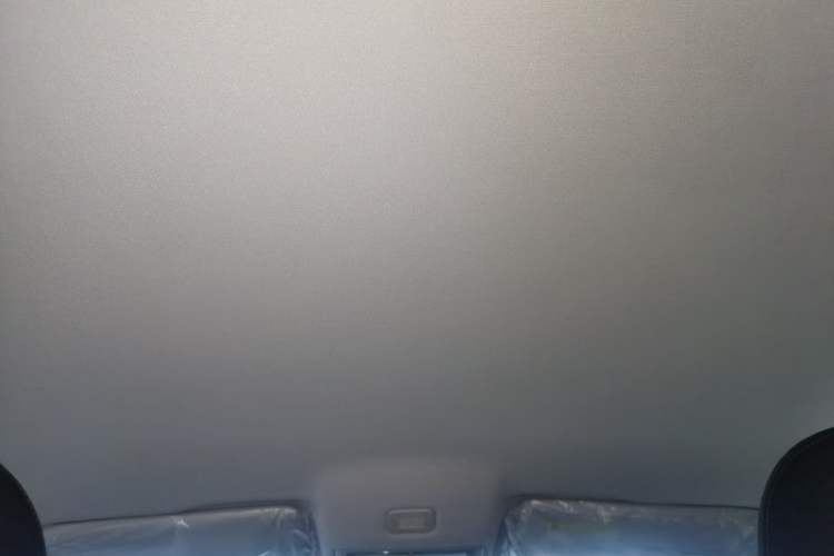 Used Roewe i5 2026 Model 1.5L Manual Comfort Version
