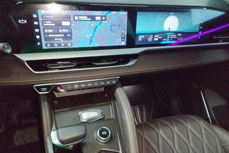 Used Geely Auto Monjaro L 2025 2.0TD Automatic Xingyun Version