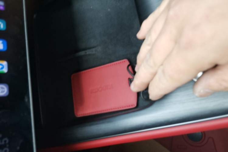 Used Xiaomi Auto SU7 2024 Rear-Drive Long-Range Intelligent Driving Version Interior 1